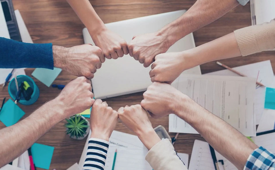 شركة هانغتشو جولدن صن لقطع غيار السيارات المحدودة